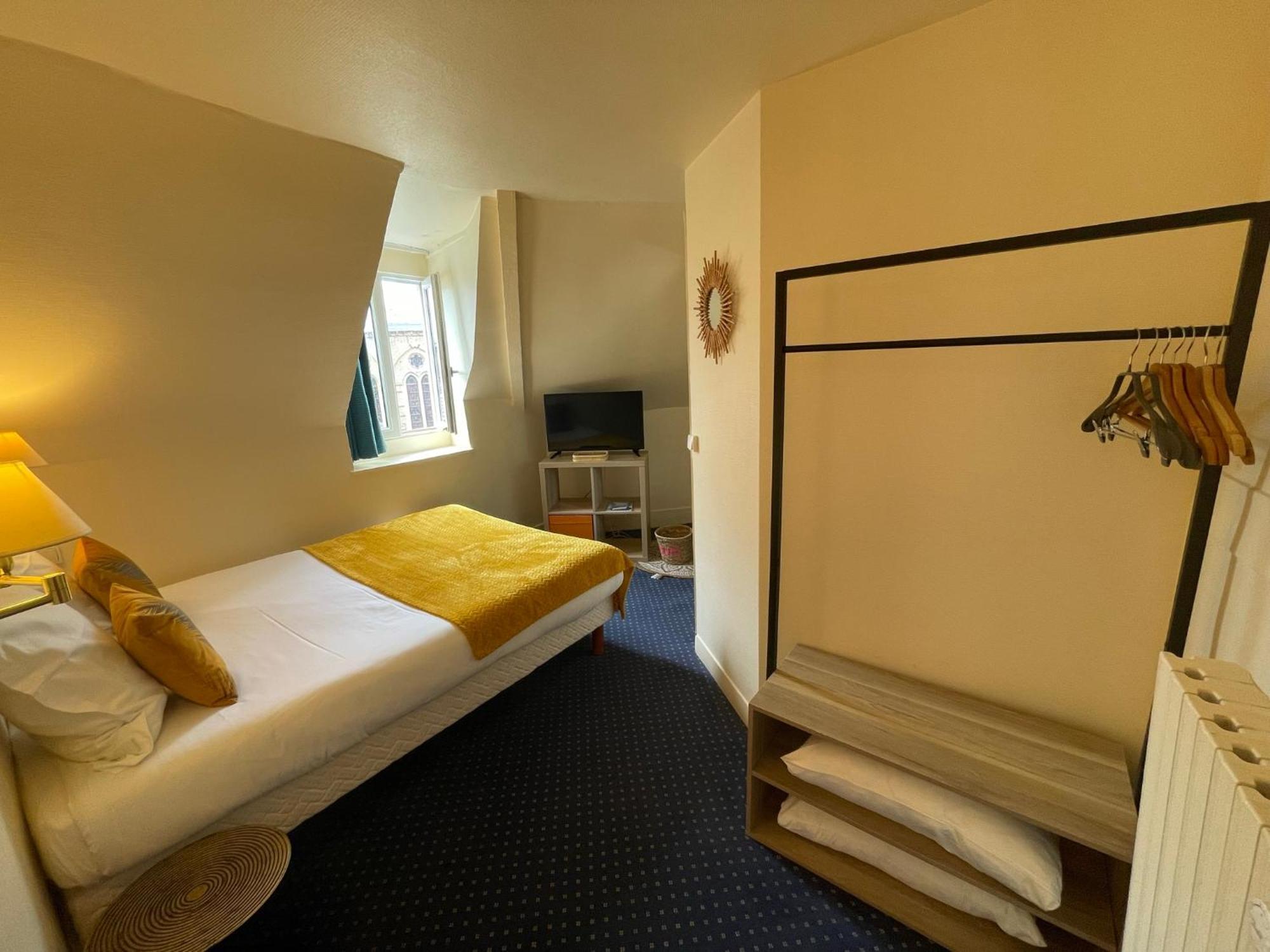 Le Trouville - Hotel De Charme Room photo